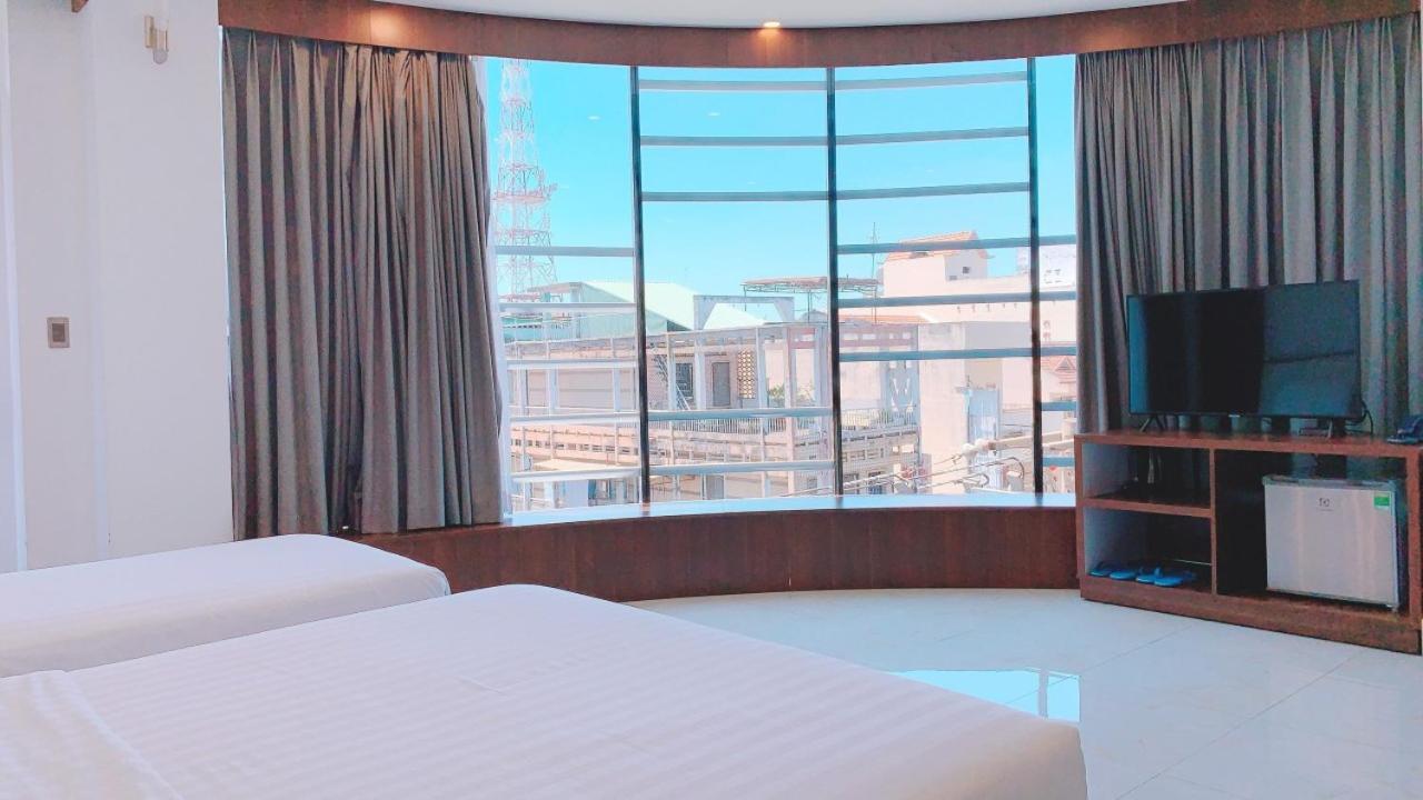 Long Khanh Quoc Thanh Hotel מראה חיצוני תמונה