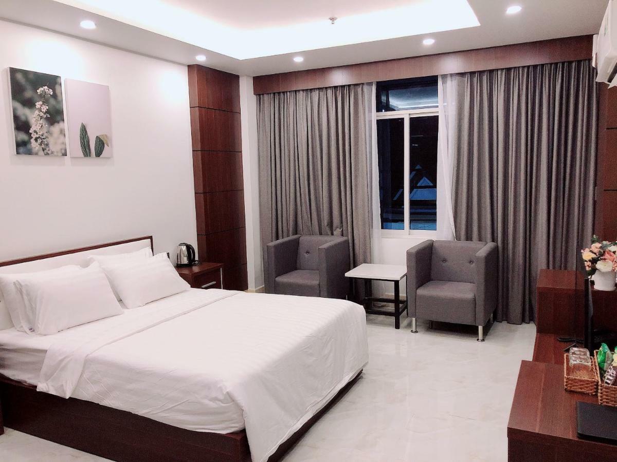 Long Khanh Quoc Thanh Hotel מראה חיצוני תמונה